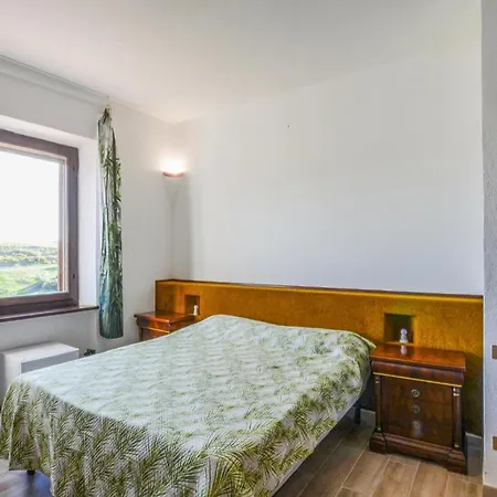 4 Bedroom Stunning In *