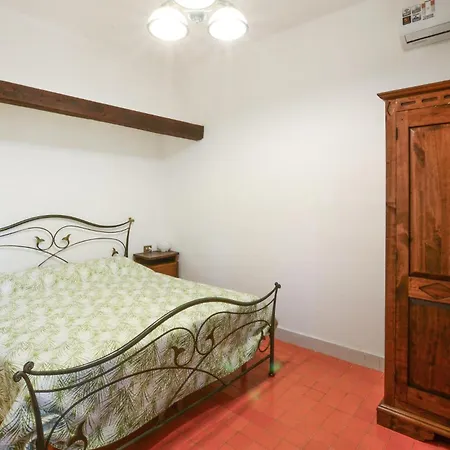 4 Bedroom Stunning In Σπίτι διακοπών