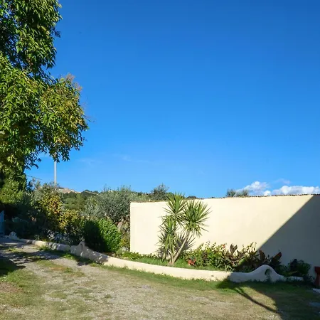 4 Bedroom Stunning In Σπίτι διακοπών *